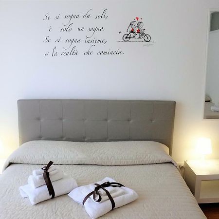 B&B Noto Politeama ปาแลร์โม ภายนอก รูปภาพ