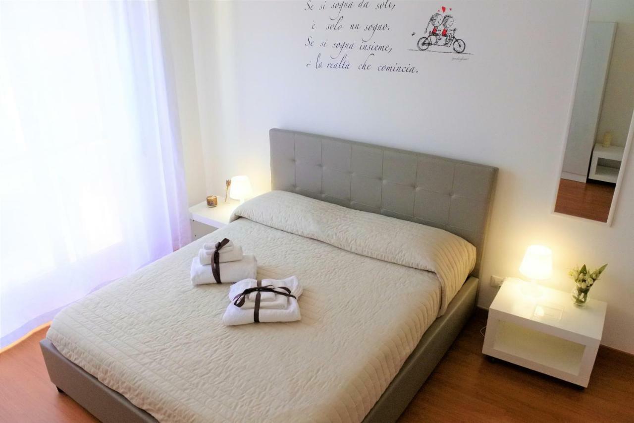B&B Noto Politeama ปาแลร์โม ภายนอก รูปภาพ